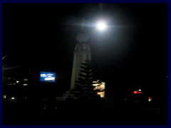 San Salvador by night - Monumento al Divino Salvador del Mundo